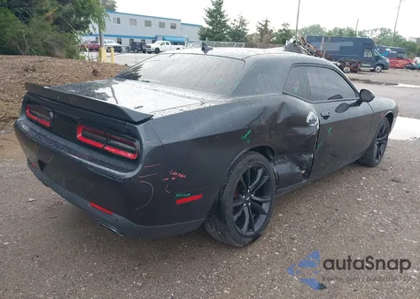 2018 Dodge Challenger Sxt Plus из США, поврежденный, VIN 2C3CDZAG5JH116586